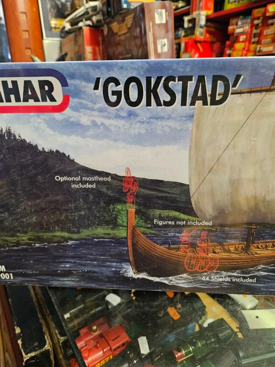 Airfix Emhar Gokstad 9th Century Viking Ship 1.72 - Image 4