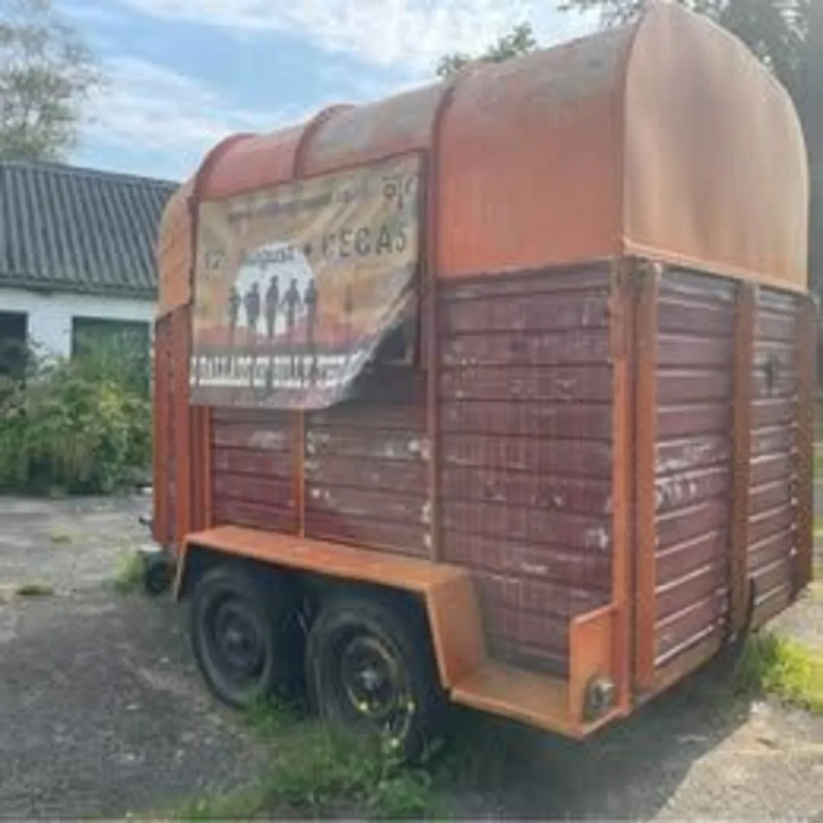Horsebox catering coffee trailer project - Image 3