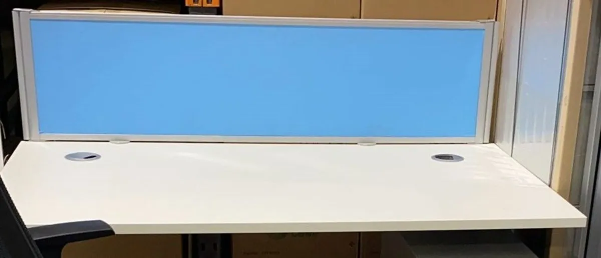 2nd hand desk mounted fabric screens - Image 4