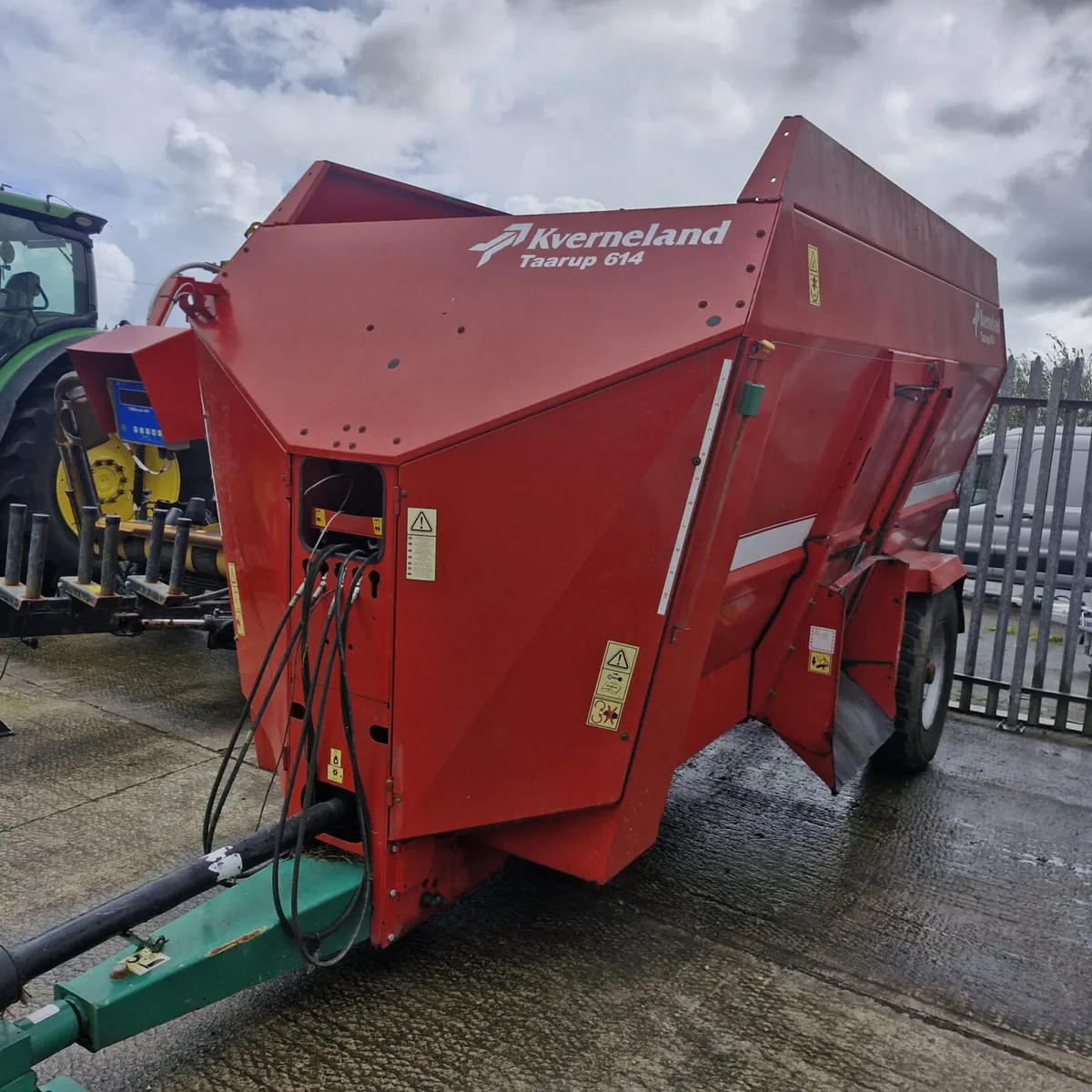 Kverneland Taarup 614 Diet Feeder - Image 1