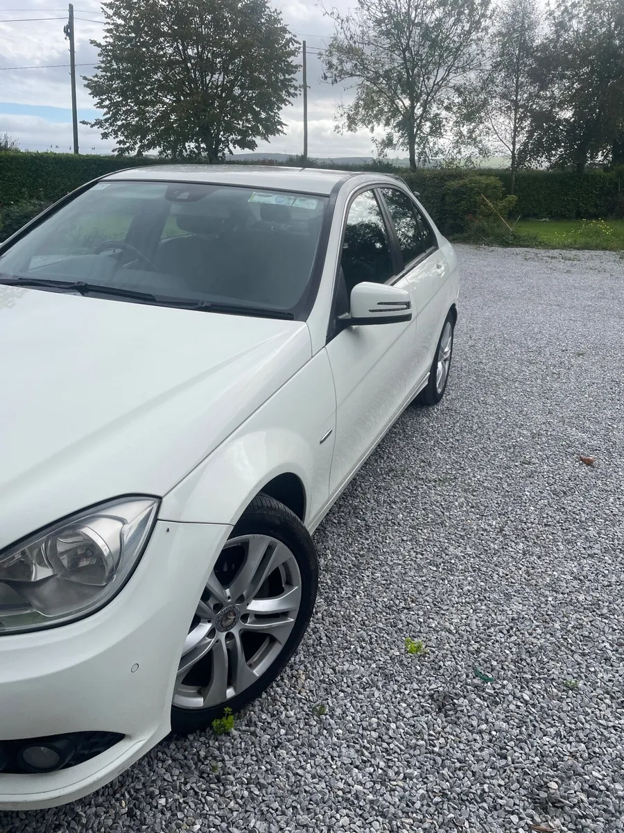 Mercedes-Benz C-Class 2011 - Image 1