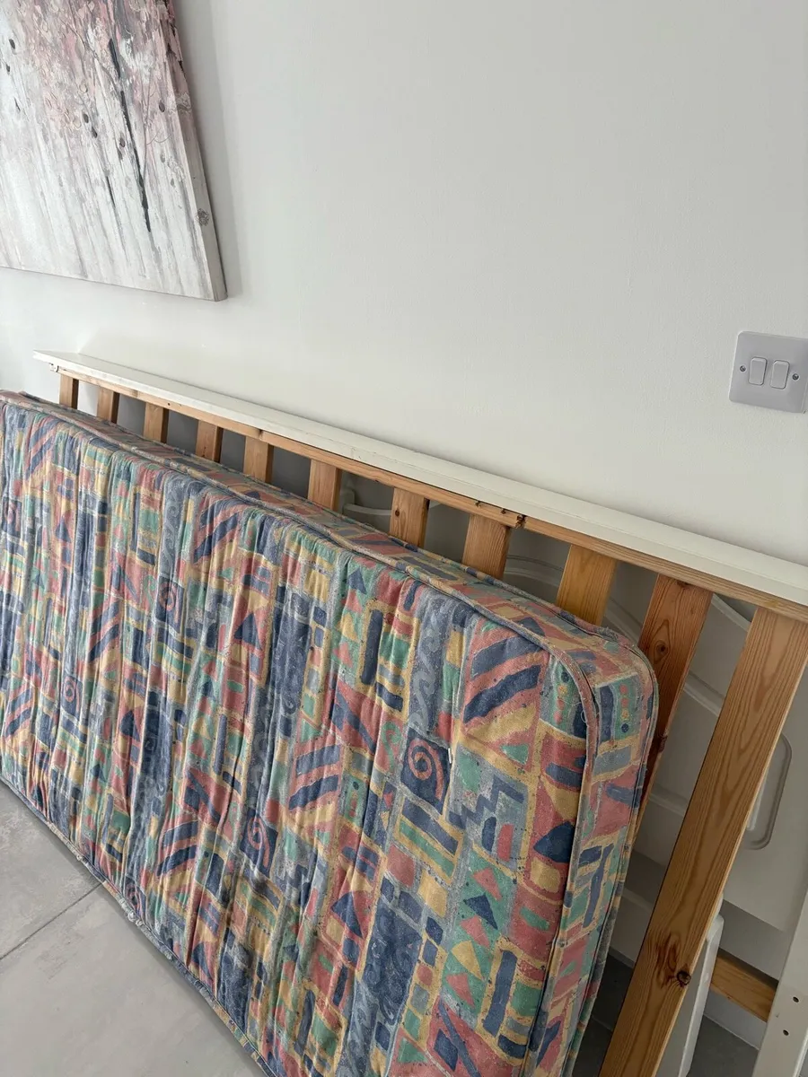 ⭐️Free 🌟  Single Bed - Image 2