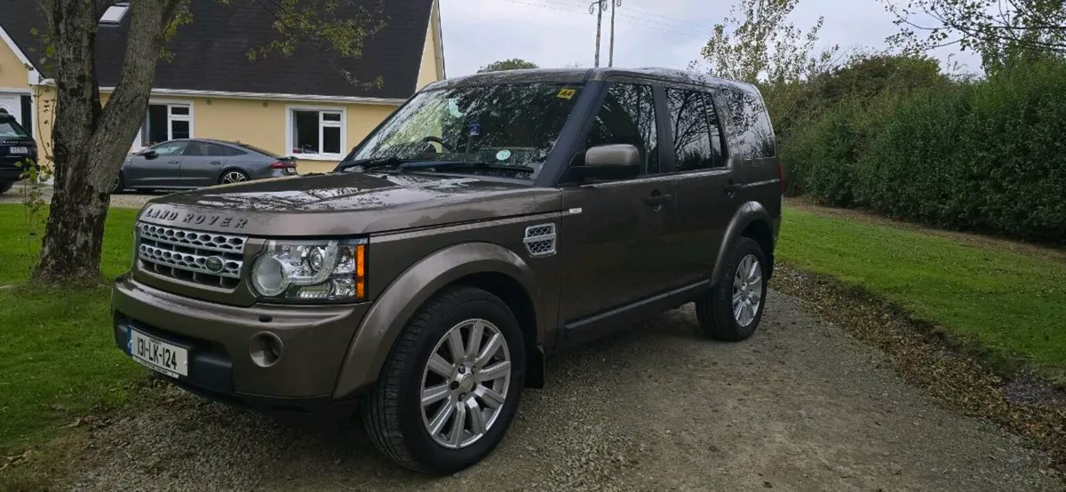 2013 Landrover Discovery TDV6 €333 Road Tax - Image 1