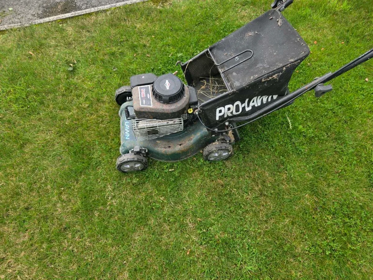 Lawnmower in need of repair. Good engine - Image 3
