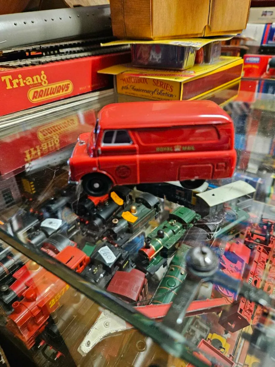 Corgi Royal Mail Bedford Van - Image 4
