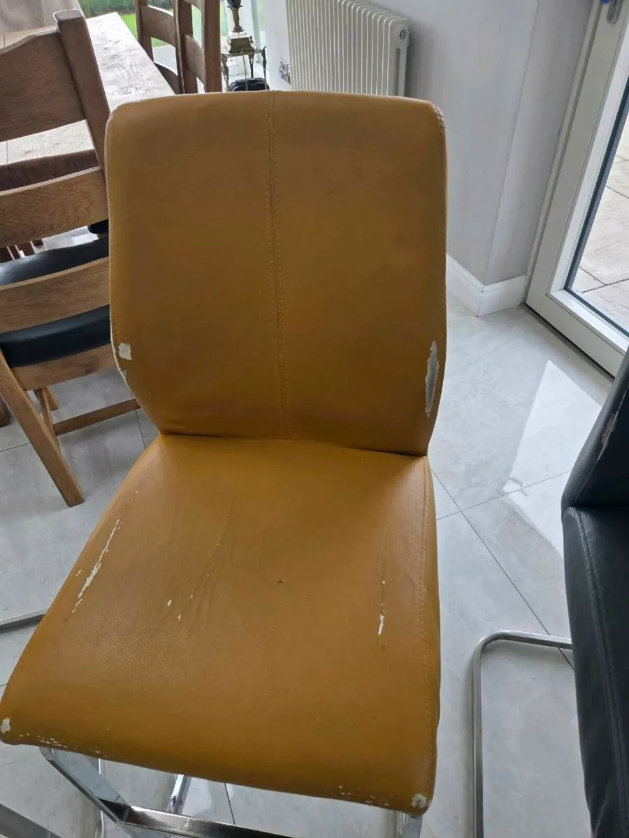 Counter seats - Image 4