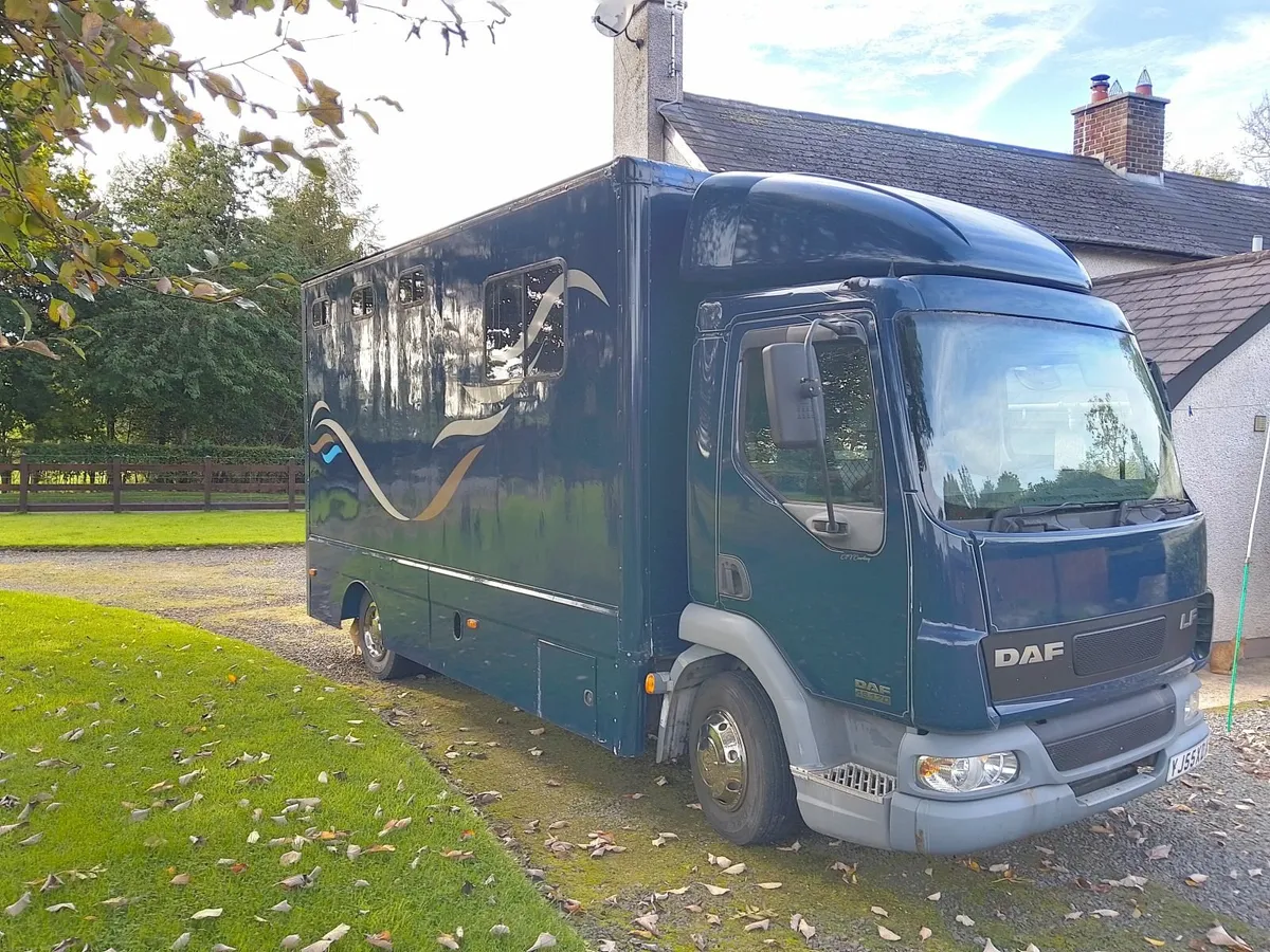 Horse Transport - Image 1