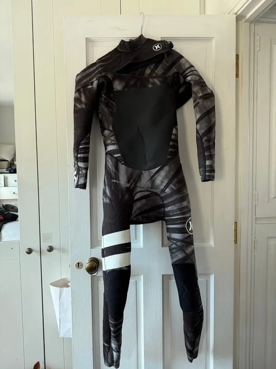 hurley phantom 5/3 MT wetsuit - Image 2