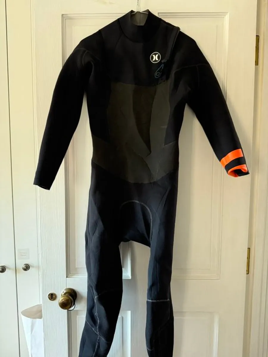 Hurley Phantom 3/2 M Wetsuit - Image 1