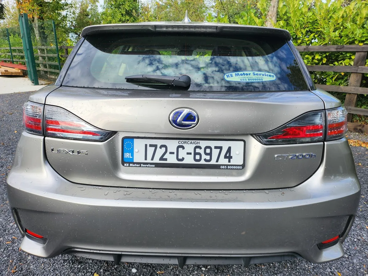 Lexus CT 2017 - Image 4