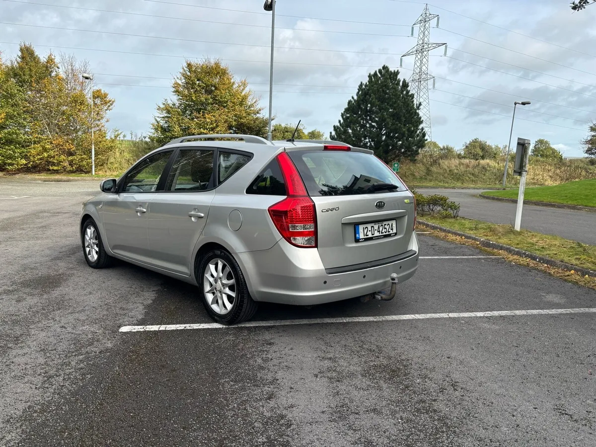 Kia Ceed 1.6Crdi Estate Nct 10/25 Tax 4/26 - Image 4