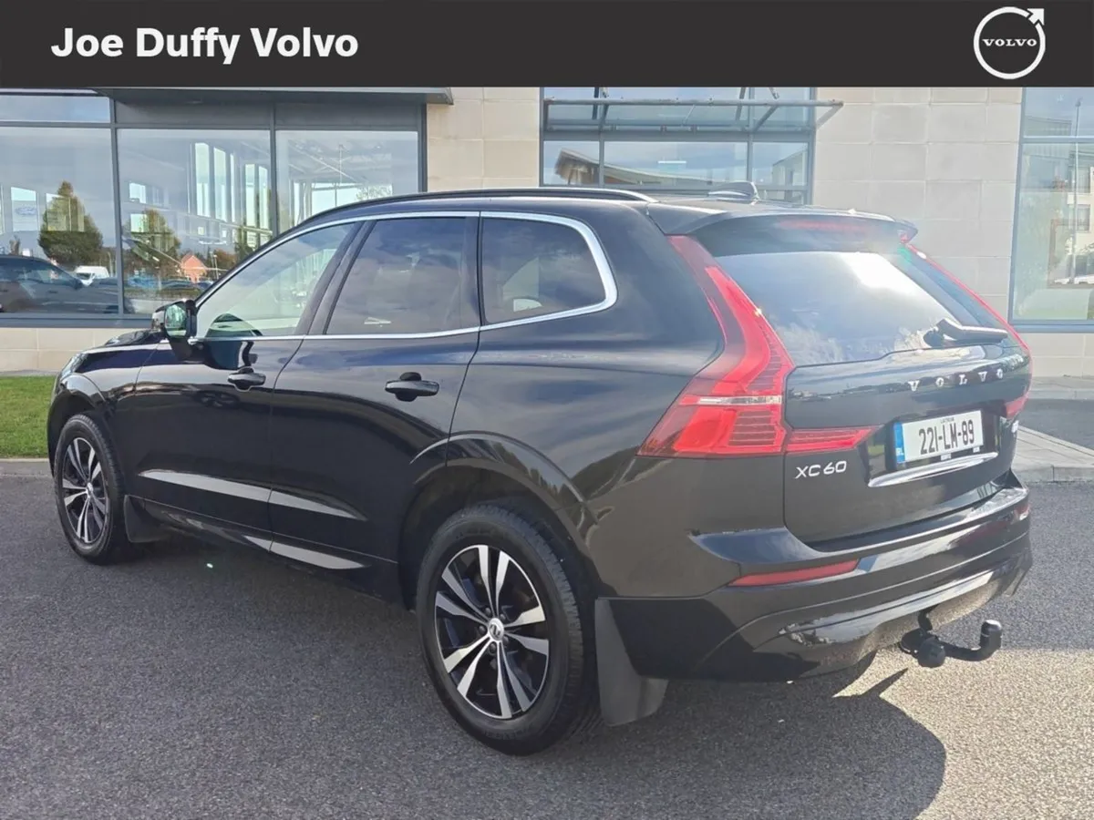 Volvo XC60 B4 Mhev DSL (197hp) Momentum - Image 2