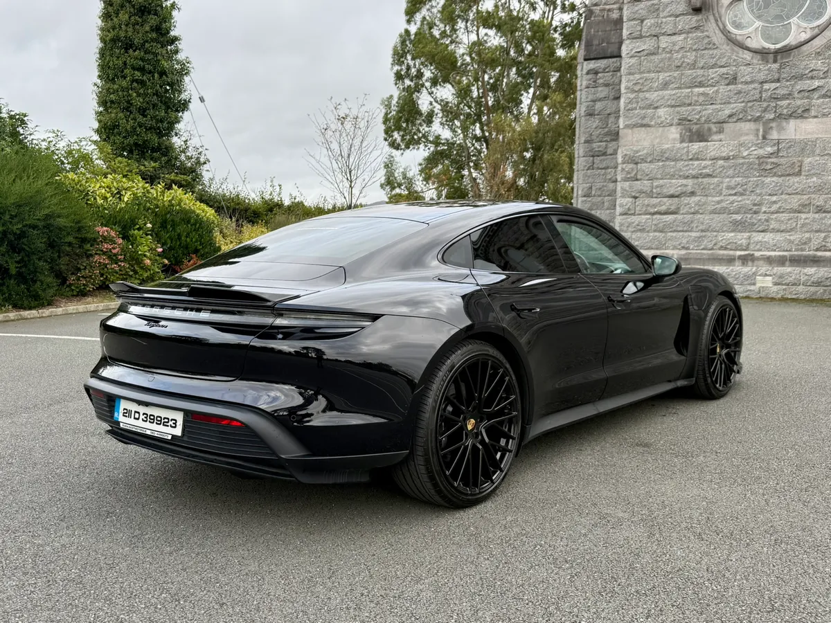 2021 PORSCHE TAYCAN 93.4 KWH 5 SEATS - Image 3