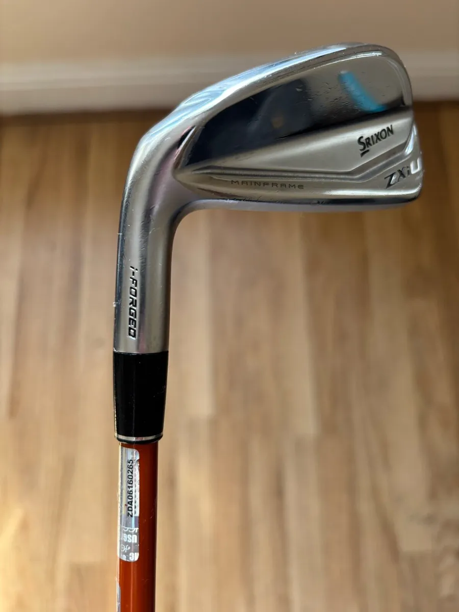 Left Hand Srixon ZXiU 2 Iron Tour Ad Shaft - Image 3