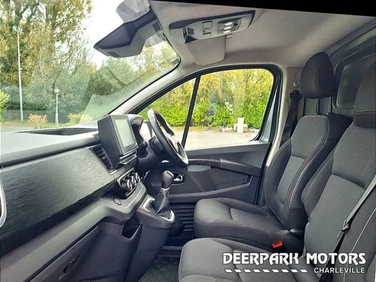 Renault Trafic 170bhp 2.0 Ll30 Auto Sport - Image 3