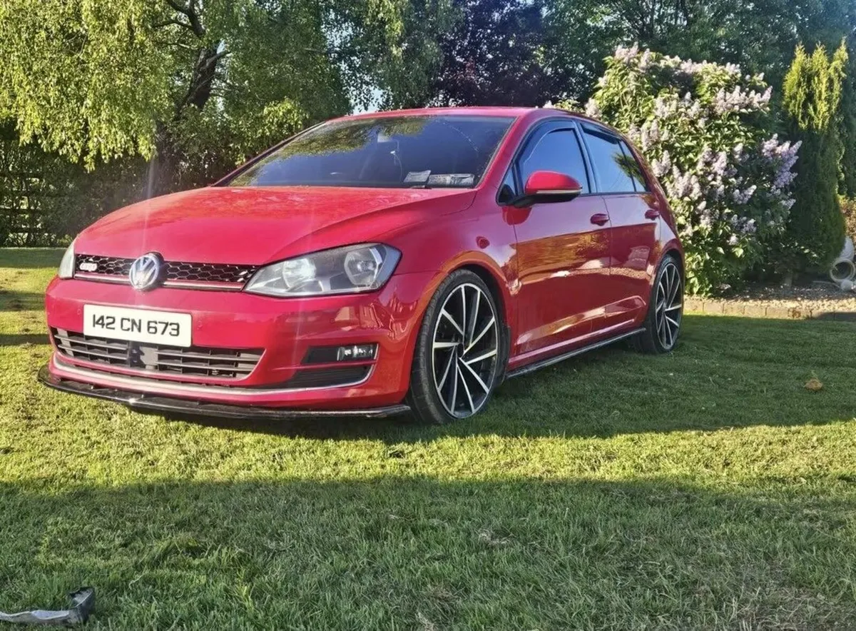 Volkswagen Golf 2014 - Image 1