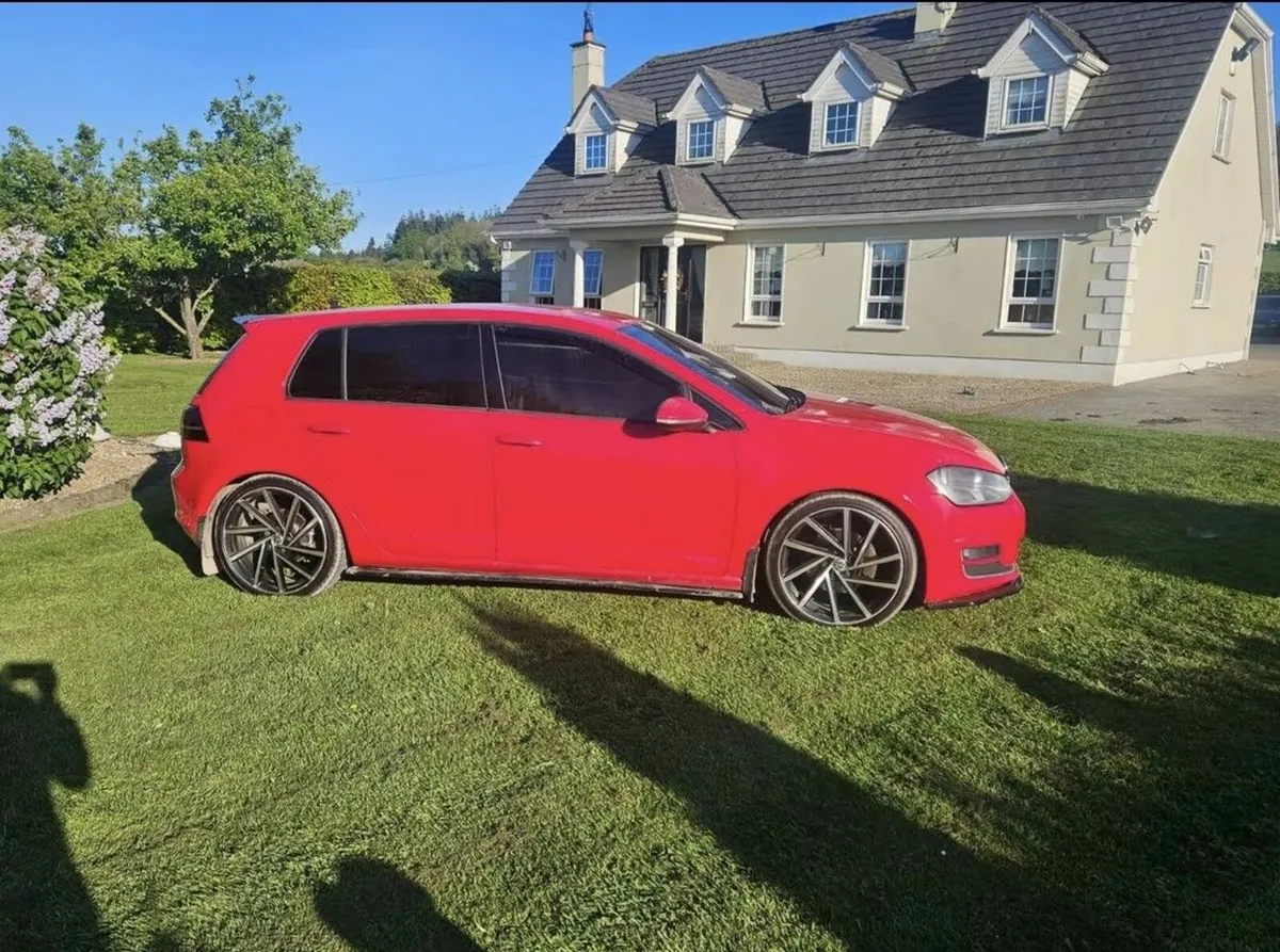 Volkswagen Golf 2014 - Image 2