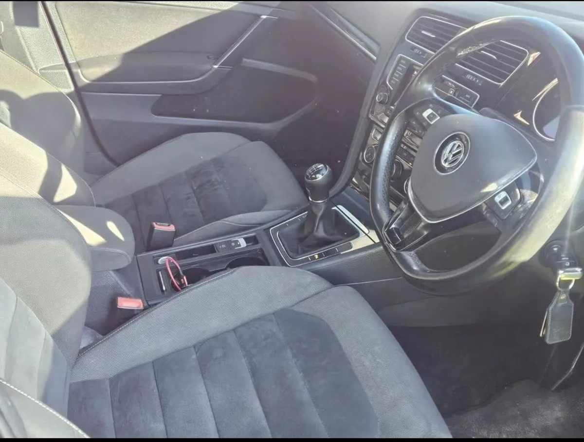 Volkswagen Golf 2014 - Image 4
