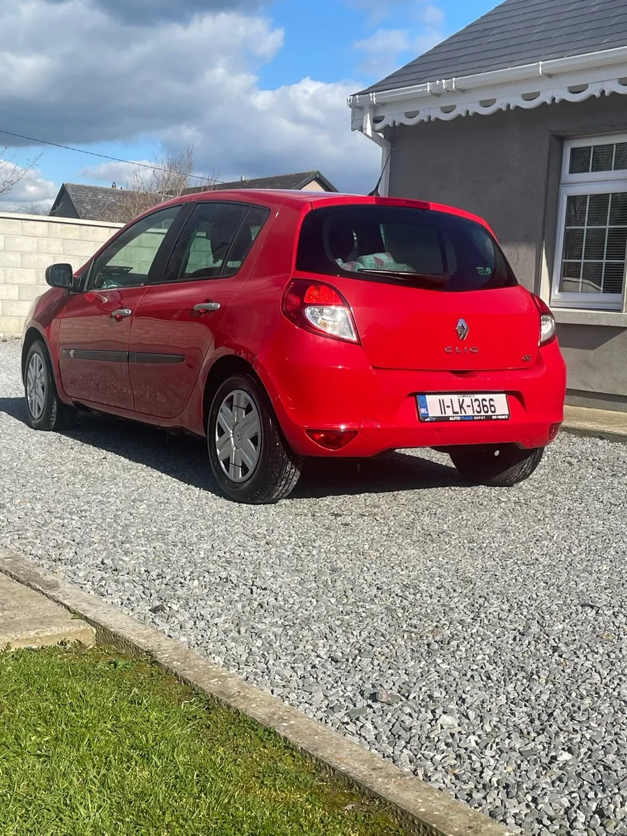 Renault Clio - Image 3