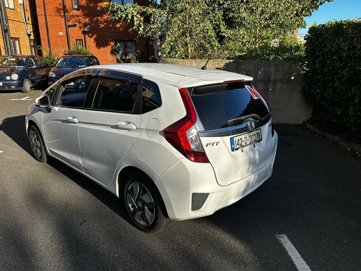 2014 Honda Fit Automatic - Image 4