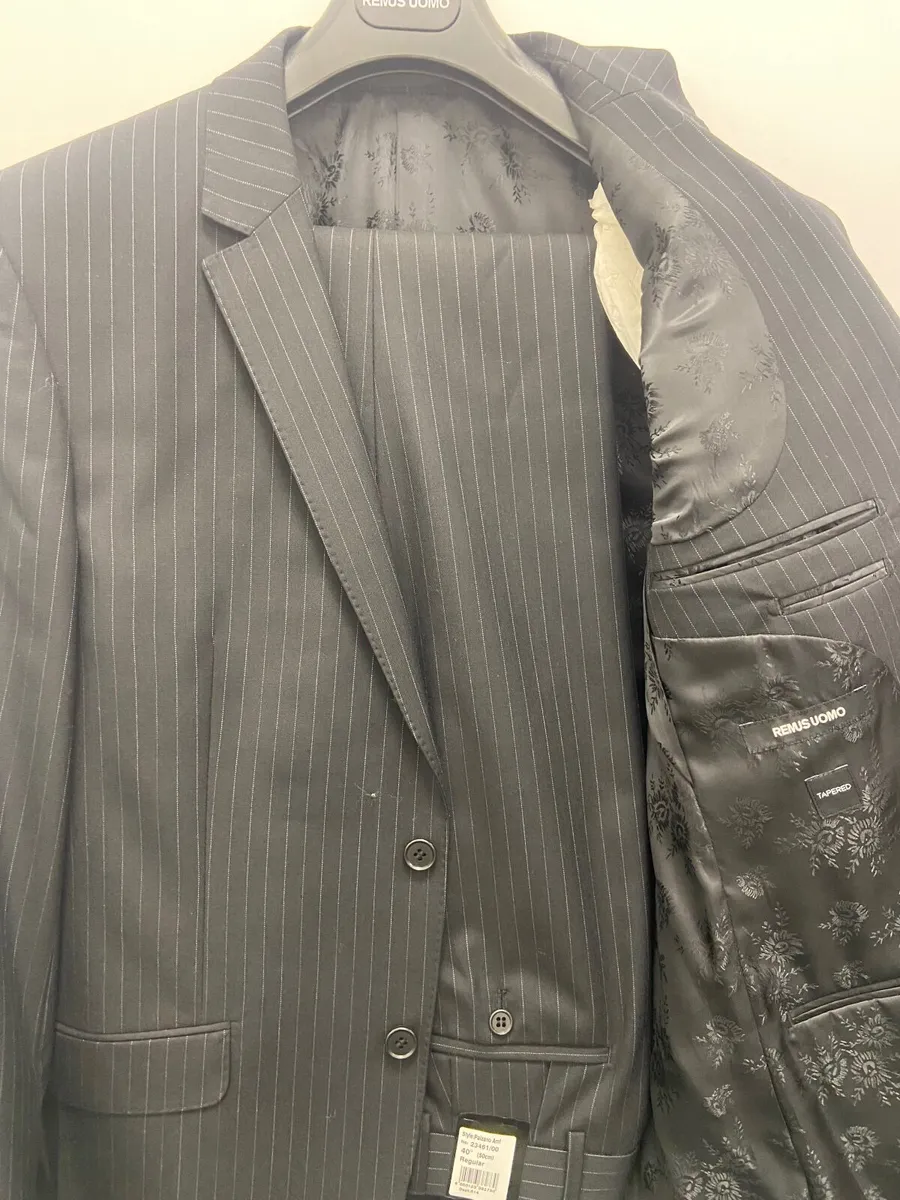 Men’s suit - Image 3