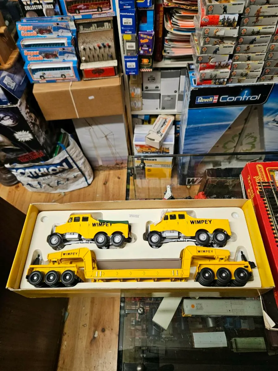 Corgi Wimpey Scammel Trucks and Trailer 1.50 - Image 3
