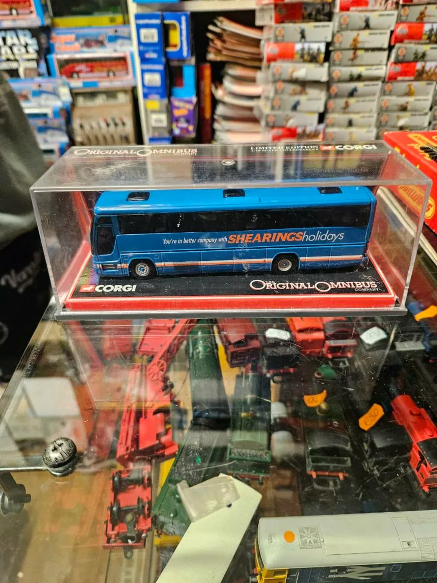 Corgi Bus - Image 1