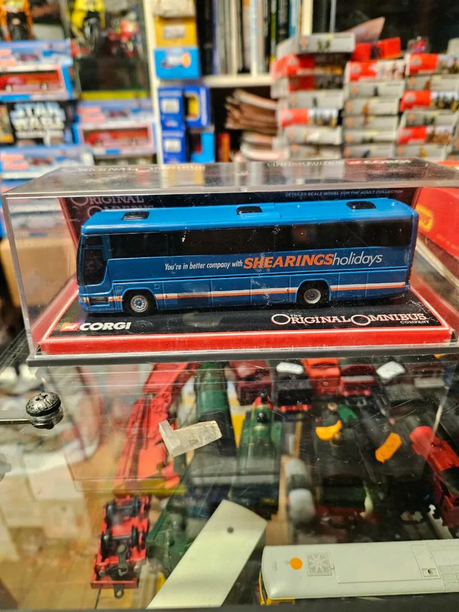 Corgi Bus - Image 2