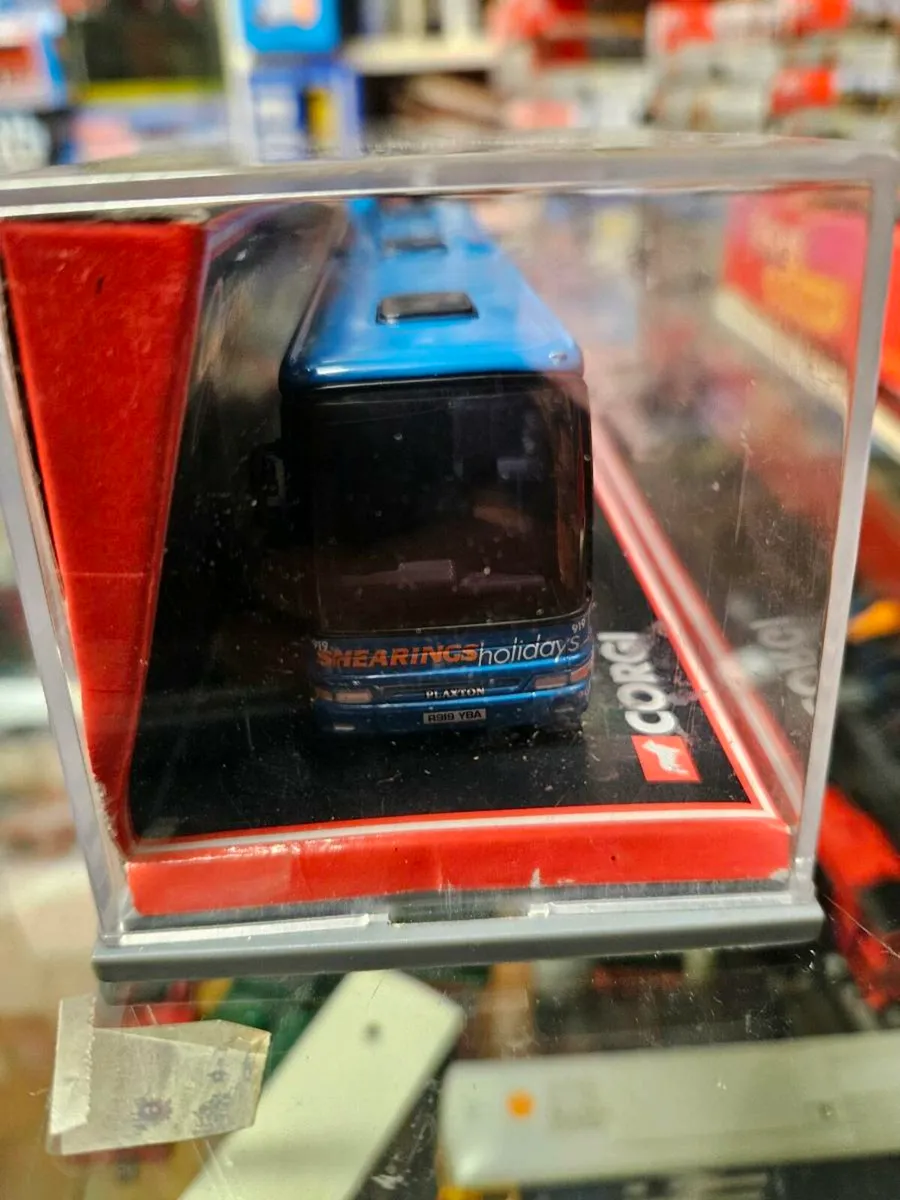 Corgi Bus - Image 4