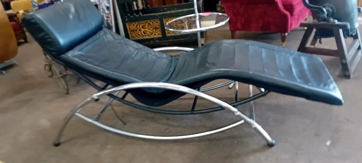 1970s Italian Recliner Chaise Lounge - Image 1