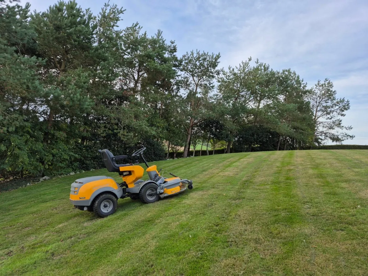 Stiga Park Pro 4WD 20hp, 110cm mulching deck - Image 4