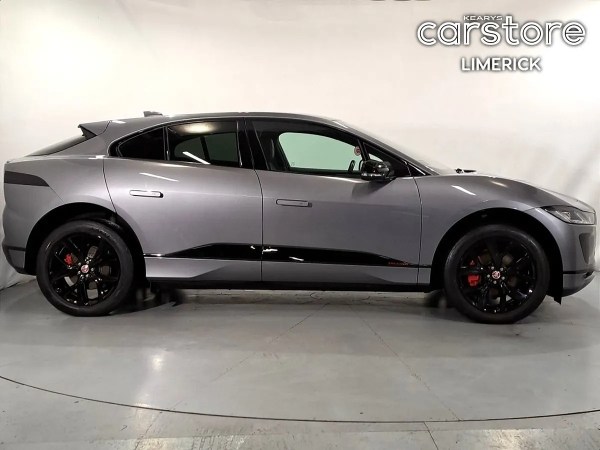 Jaguar I-PACE Ev400 Auto Black Edition - Image 2