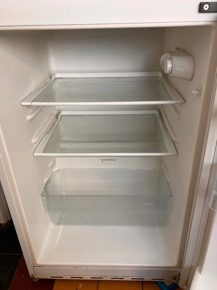 Fridge - Image 3