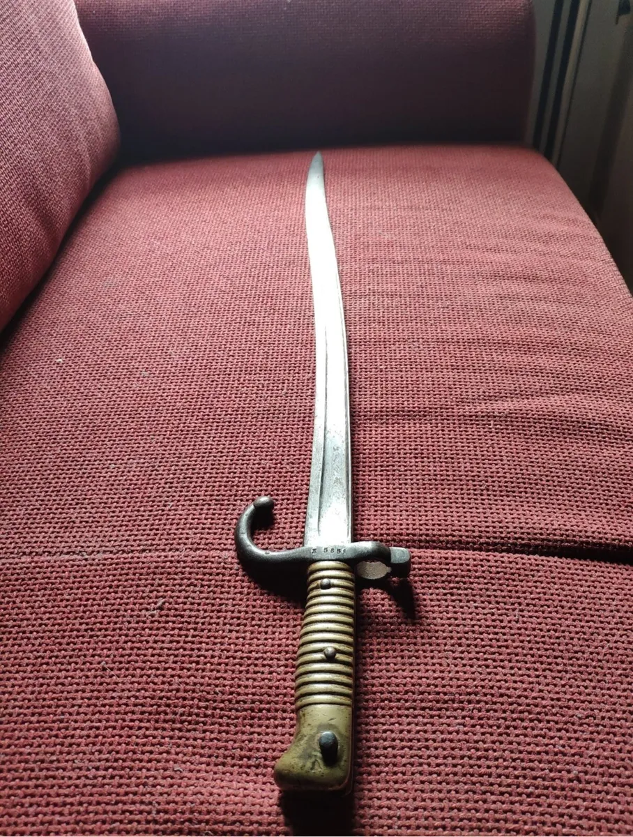 Antique sword - Image 1