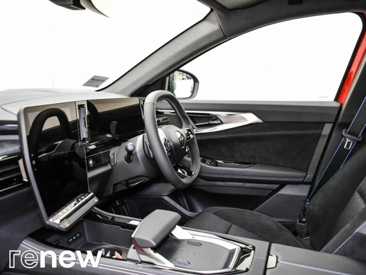 Renault Austral E-tech Hybrid 200 Techno Esprit A - Image 4