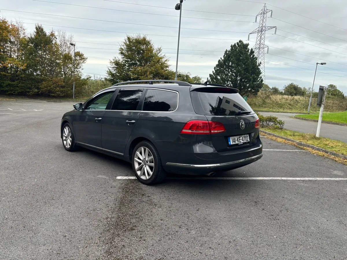 Volkswagen Passat 1.6Tdi Highline Estate - Image 3