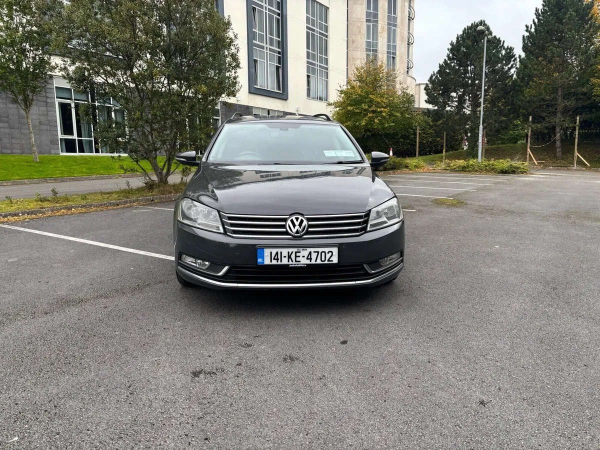 Volkswagen Passat 1.6Tdi Highline Estate - Image 4