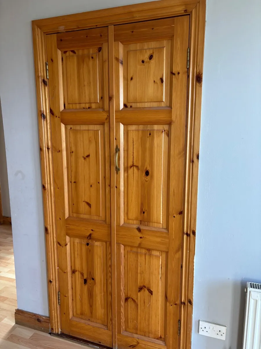 Pine doors - Image 3