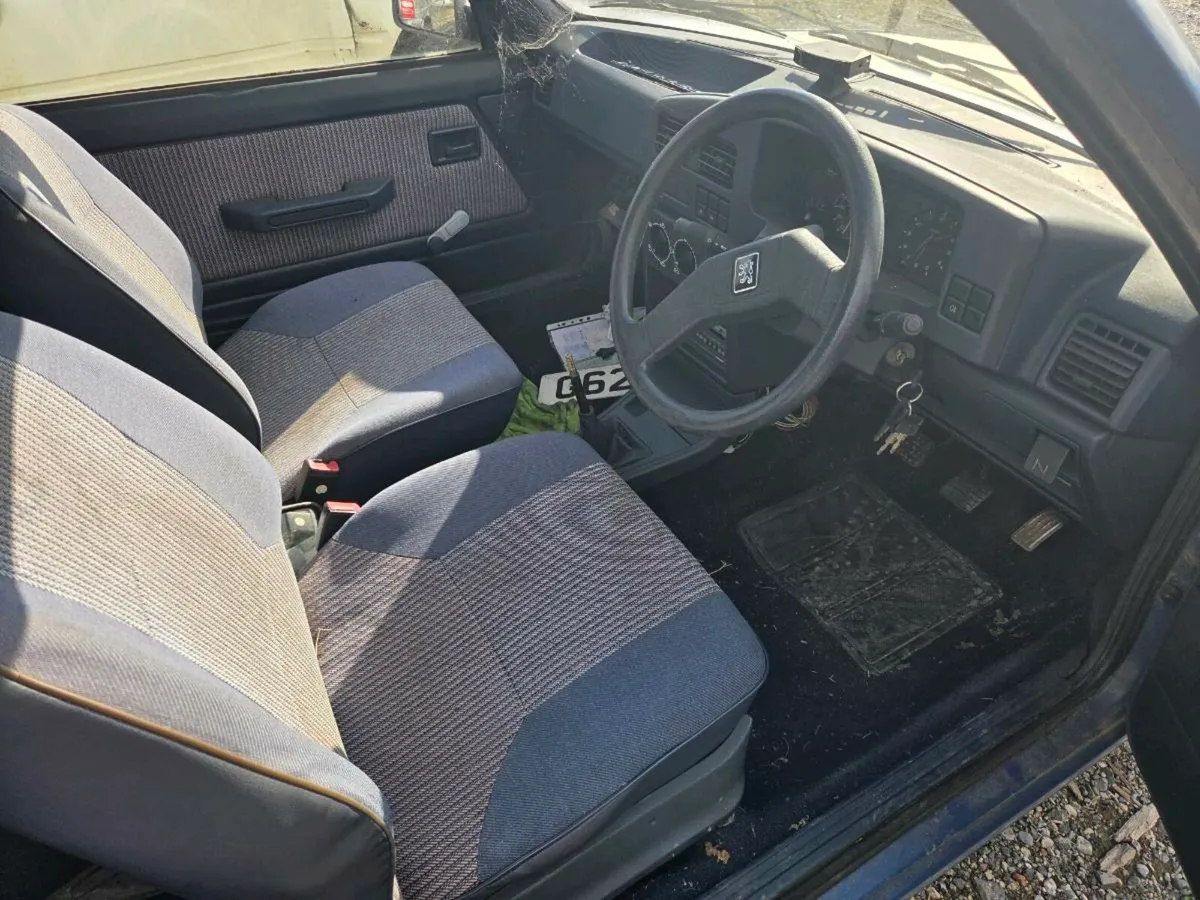 3x Peugeot 309s - Image 4