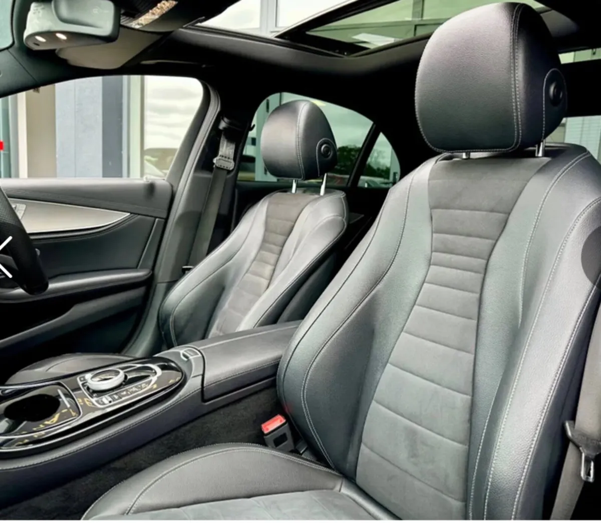 Mercedes-Benz E-Class 2016 - Image 2