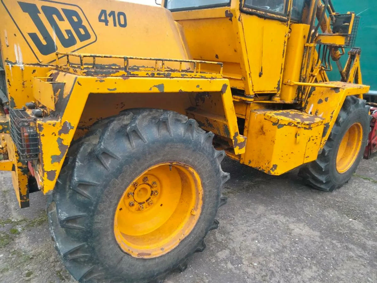 Loader - Image 2
