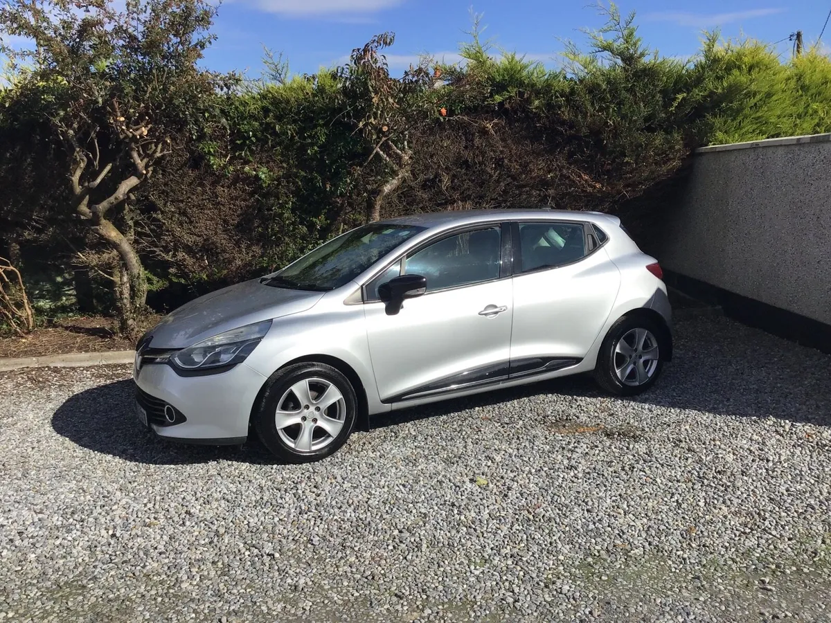 Renault Clio - Image 4