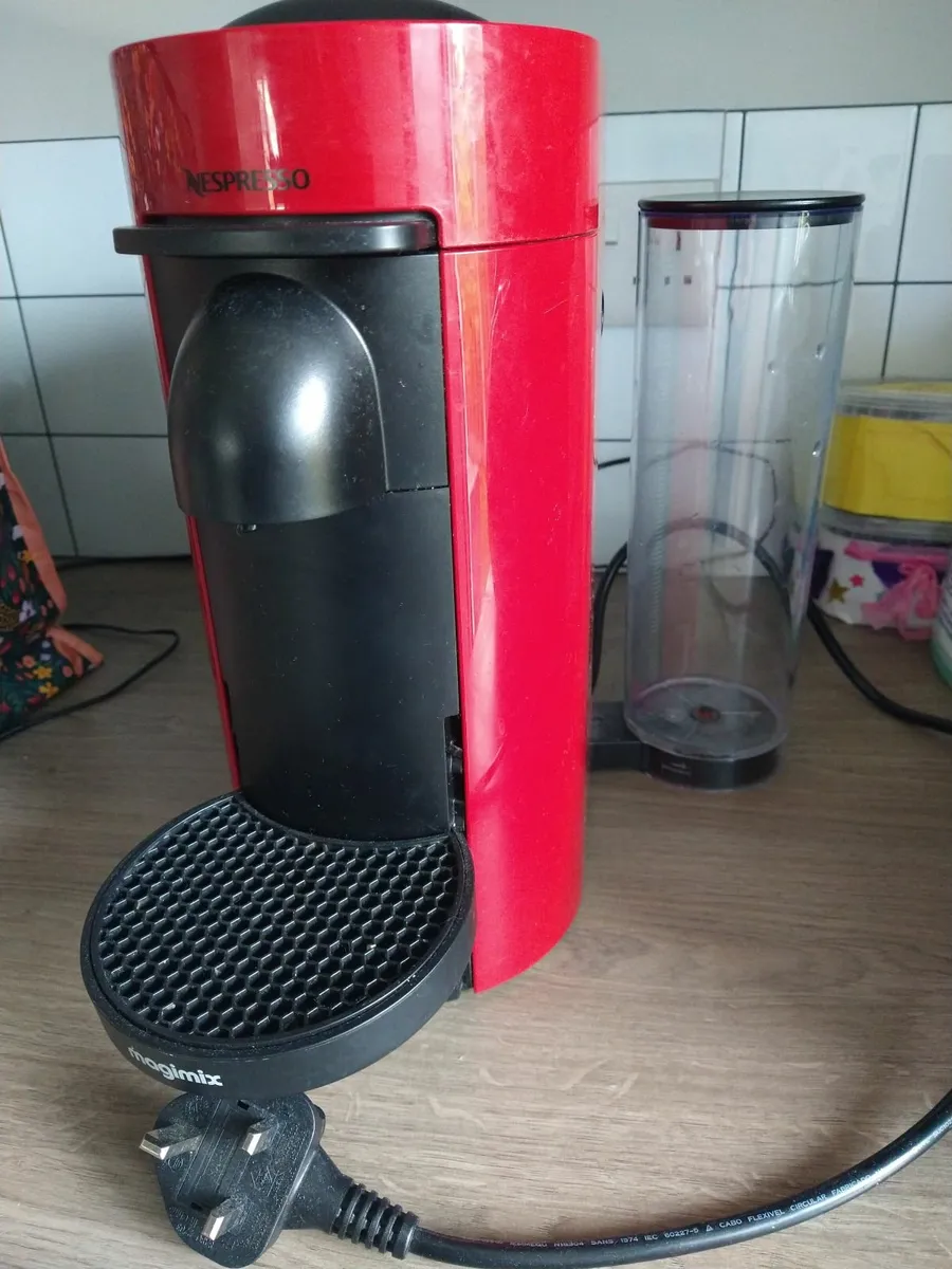 Nespresso Vertuo Plus Coffee Machine - Image 3