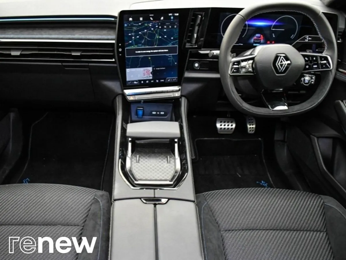 Renault Austral E-tech Hybrid 200 Techno Esprit A - Image 2