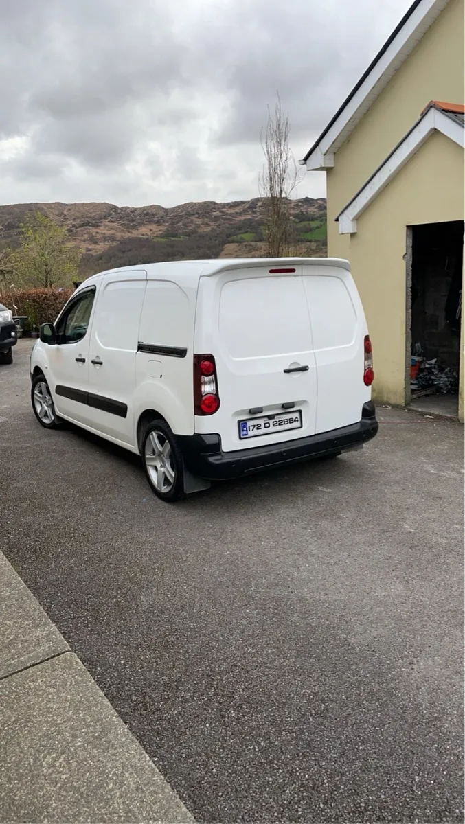Peugeot Partner Professional - Image 3