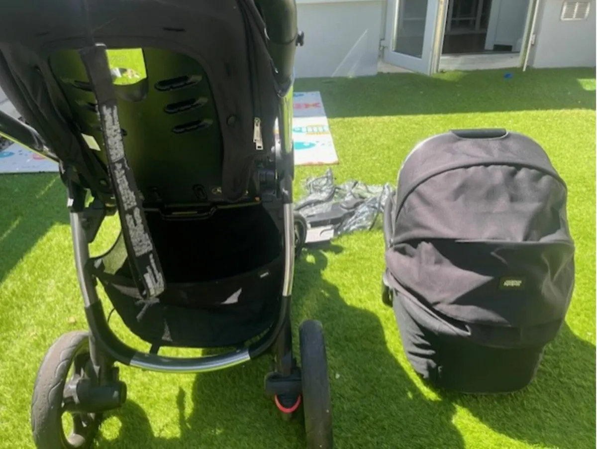 Mamas and Papas Ocarro buggy - Image 2