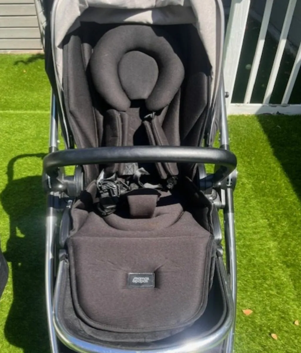 Mamas and Papas Ocarro buggy - Image 3
