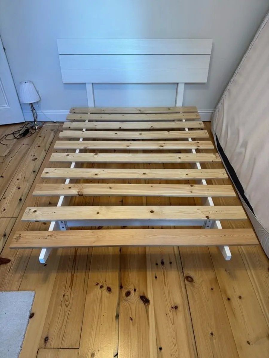 Get Laid Beds - UK King Sized Floating Bed Frame (solid wood) - Image 1