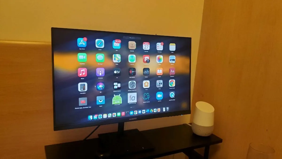HUAWEI 24” Full HD (1080p) Monitor, Excellent Cond - Image 1