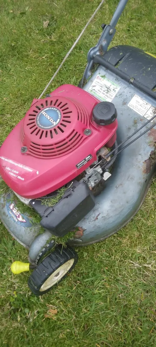 Honda mower engine - Image 1